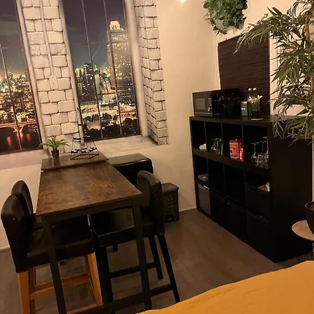 The No Windows 20 Minutes By Bus To Downtown Amsterdam * Purmerend